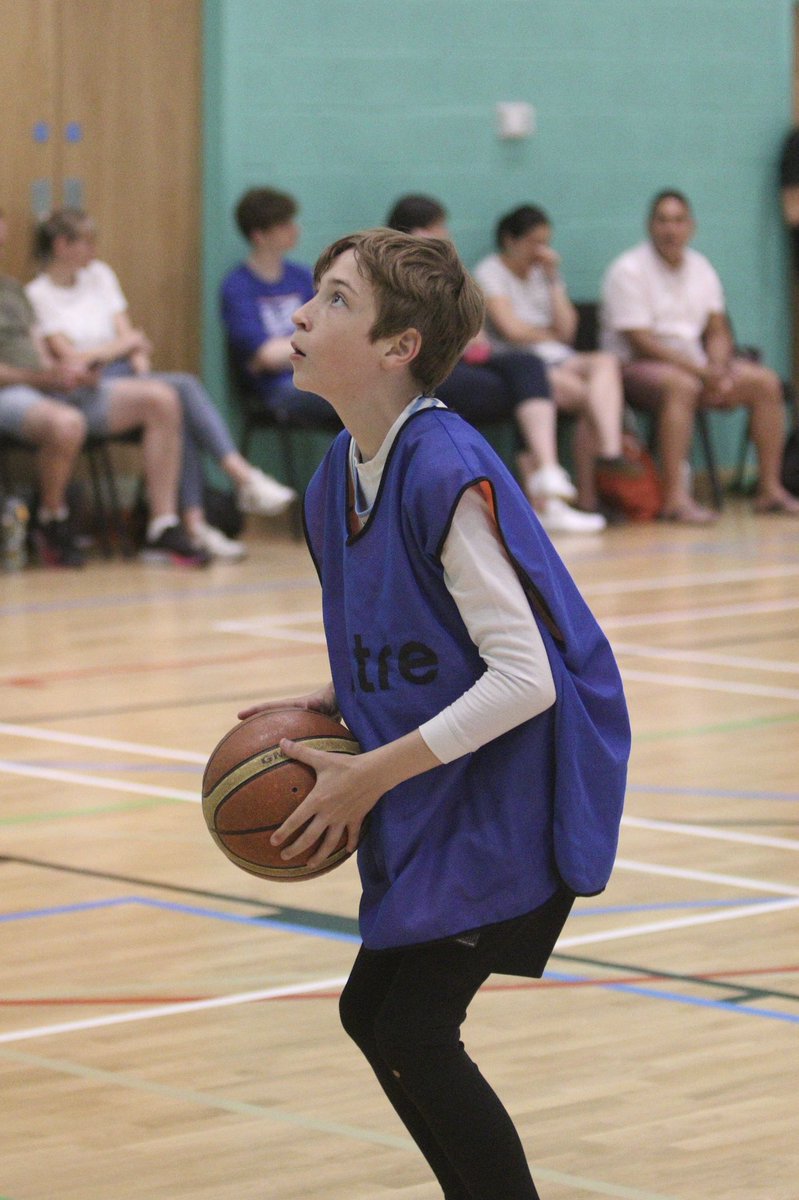 HawksHorsham's tweet photo. SOLD OUT 😁 

Our Summer Skills Camp next week is all sold out of our 3 day package and our individual day options for Monday and Tuesday! 🏀 

However there are just a few spaces left on our Wednesday session! More information book here: https://t.co/cpeJkycLai https://t.co/QUQlpmcoOe