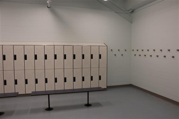 ➢ 𝘓𝘦𝘢𝘩 𝘒𝘶𝘸𝘢𝘵𝘢 ⚾️ (Leon)

NSFW Plot ~ 🔞 

➤ Lesley was laughing in victory, swinging her wooden bat around and skipping along with field- until her eyes landed on you. She went over with perky breasts and a curvy bod. 

"Hey! Just got a home run! Care to celebrate~?"