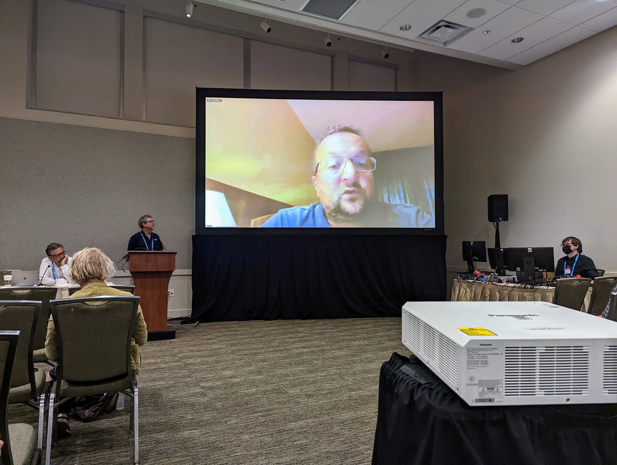 dr_liangchen's tweet photo. Morning session looking sharp @cltucci. @jacobides totally unconvinced and threw up provocative arguments as usual. #AOM2022 https://t.co/7VCsarQIFm