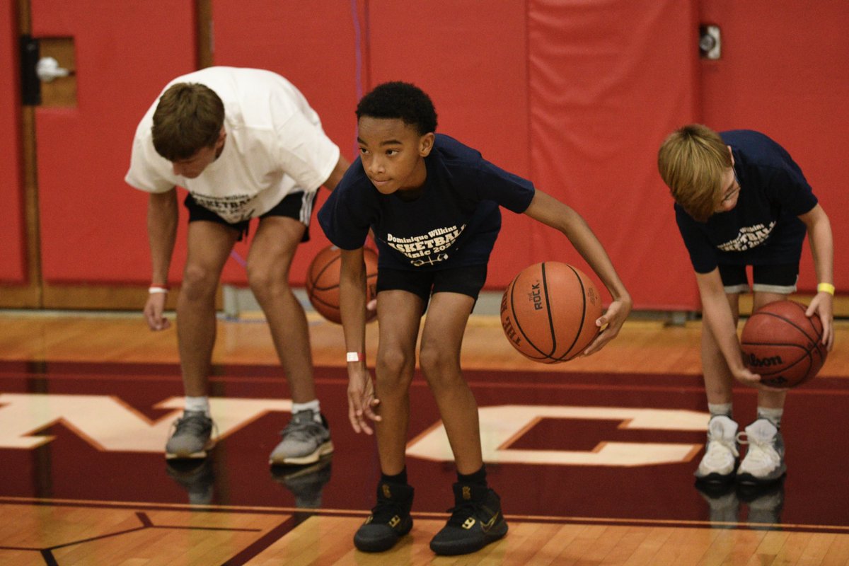 lynhornets's tweet photo. Having a blast at the @OCOV_Lynchburg Basketball Clinic today with @lynchburg_wbb and @LynchburgMBBall !

#WonNation https://t.co/v8trwAeyPm
