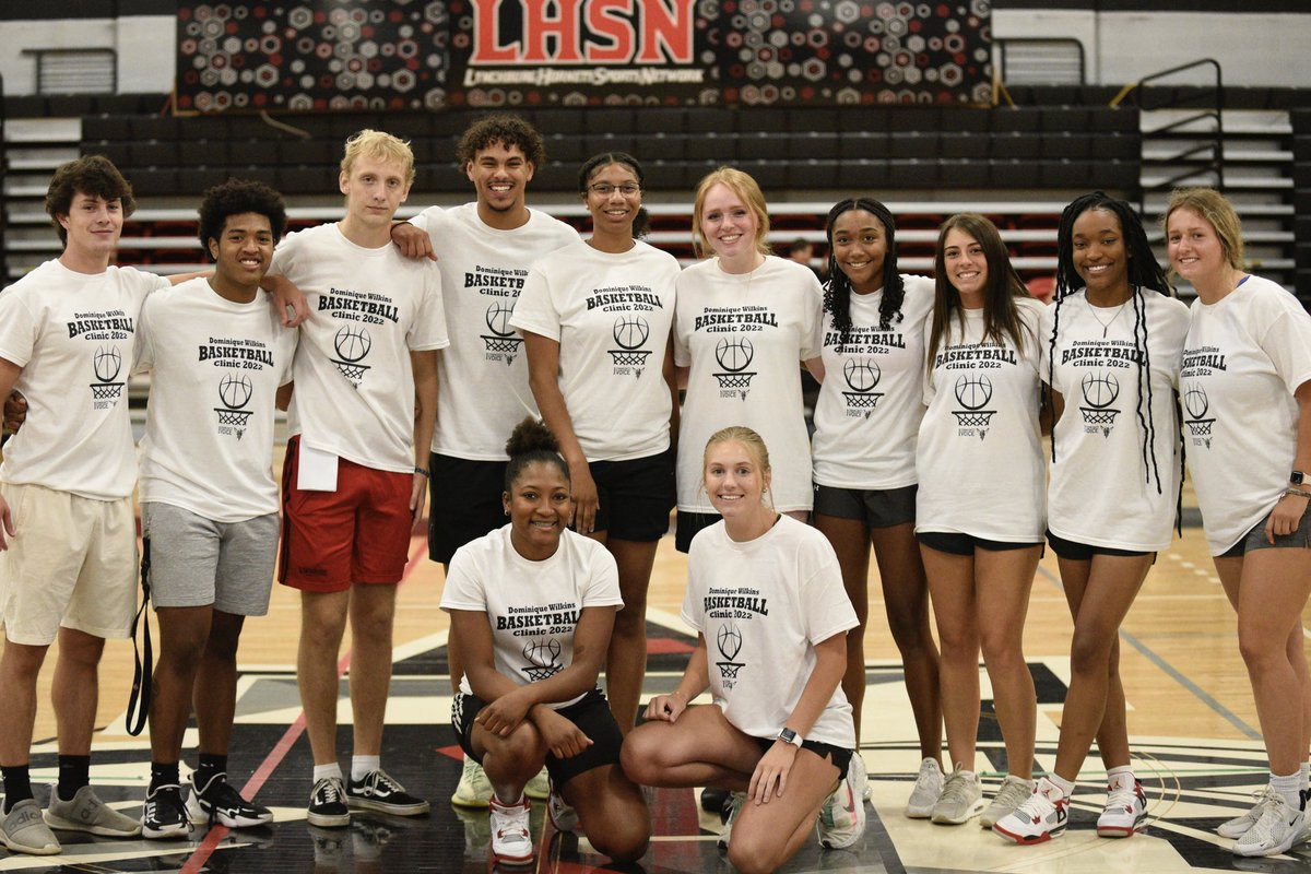 lynhornets's tweet photo. Having a blast at the @OCOV_Lynchburg Basketball Clinic today with @lynchburg_wbb and @LynchburgMBBall !

#WonNation https://t.co/v8trwAeyPm