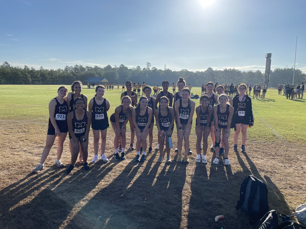 XC_Magnolia's tweet photo. First, meet of the year in the books. I’m super proud of everyone's effort today. Thank you, @koxctfbc, for coming out today! https://t.co/KsqDH3DjGw