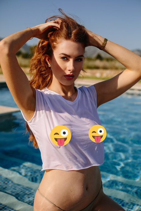 $4 signups for the next 10 new subs on my OF&hellip;. Go go go!! 💦💦  https://t.co/gvNRzRqUD2 https://t.co/H
