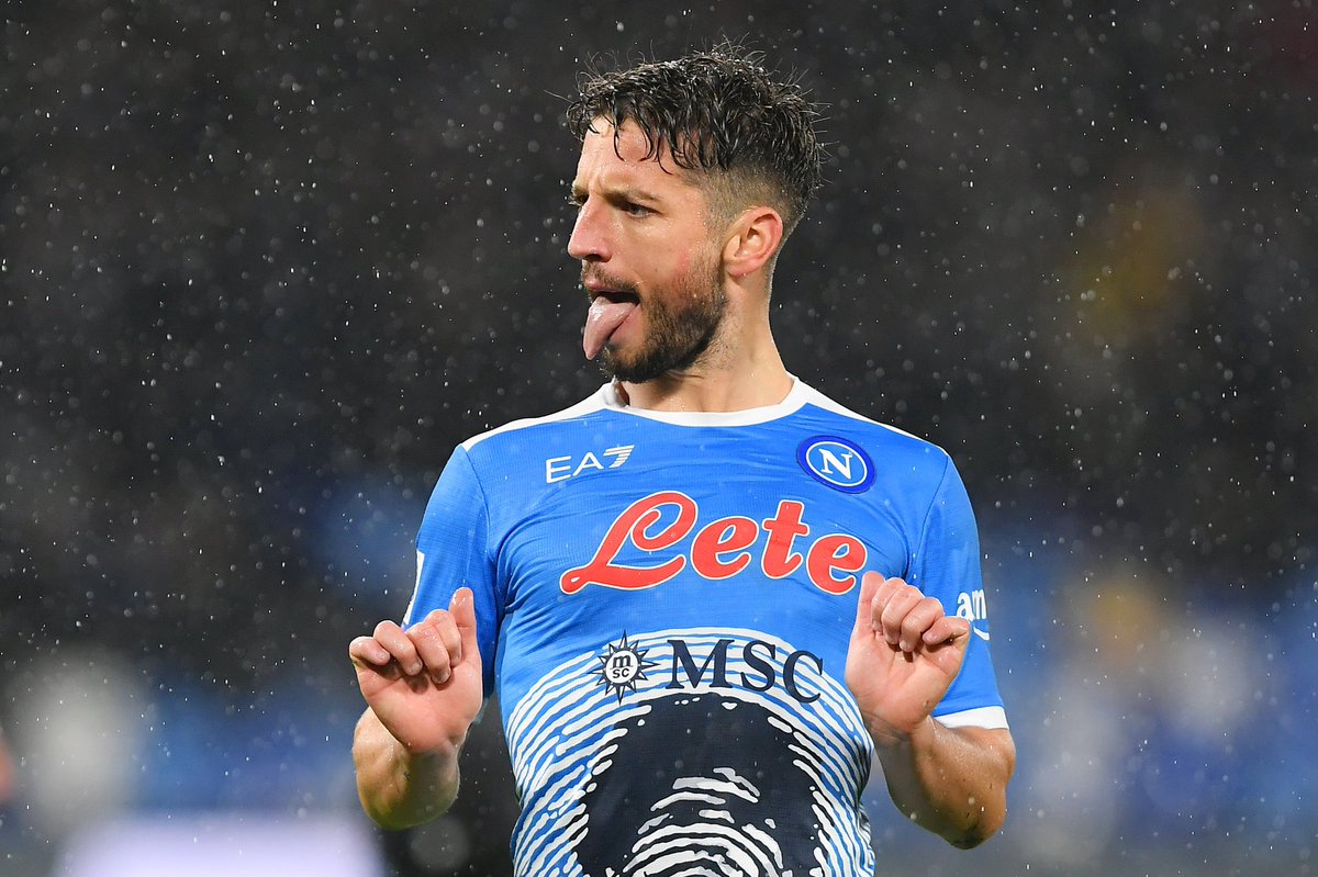 Lucas Torreira and Dries Mertens will be in Istanbul tonight as expected, as both deals are completed: new top signings for Galatasaray. 🚨🛩🇹🇷 #Galatasaray

Torreira signed contract as new Gala player in Milano yesterday, Mertens has also accepted the final proposal.