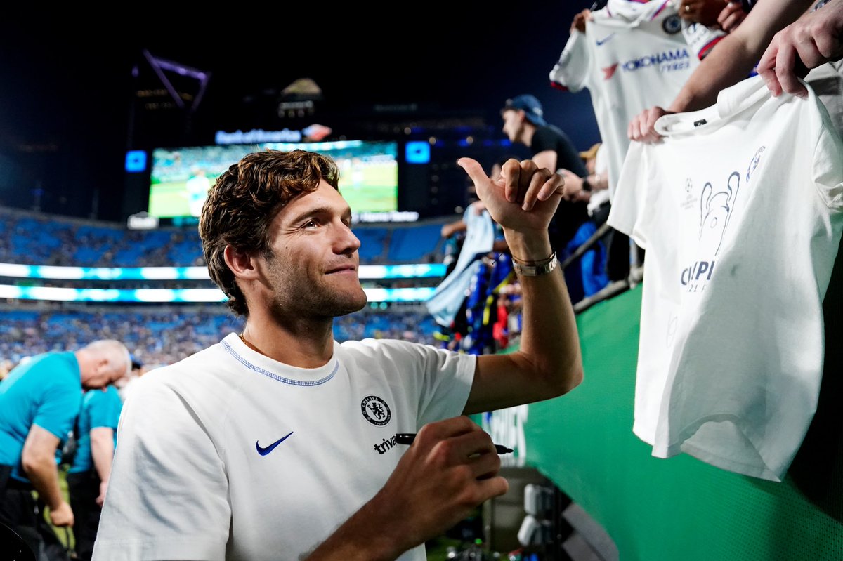 Marcos Alonso is not part of Chelsea squad today as deal with Barcelona is really close - matter of final details then it will be completed in the next days. 🚨🔵 #FCB

Callum Hudson-Odoi also not in the squad today. #CFC