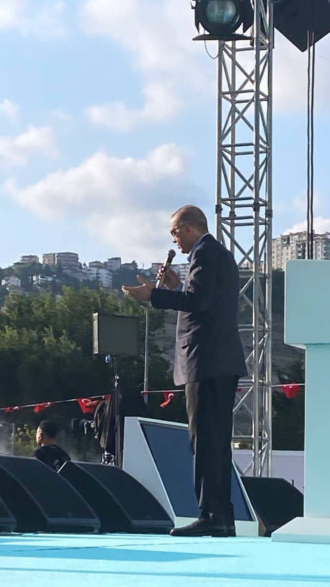Tayfunarsinkol's tweet photo. Kocaeli bugün muhteşem.

Kocaeli bugün Cumhurbaşkanımızı onbinlerce kişiyle bağrına bastı.

@akgenckocaeli her zamanki yerinde 💪

@eyupkadirinan @avyusufibis https://t.co/nCjN5LteTF