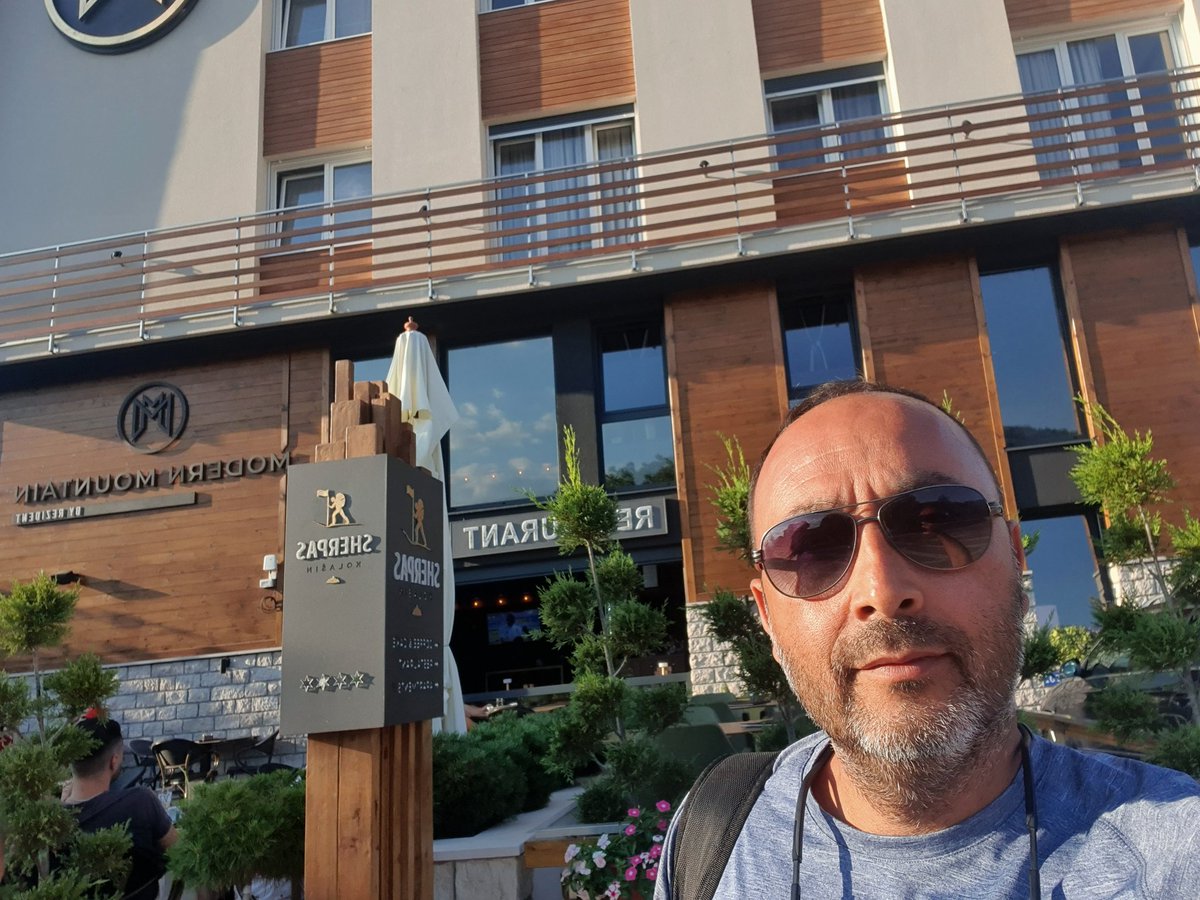 ahmetlabel81's tweet photo. #kolasin balkanlarda güzel bir gün.. https://t.co/Mv7fagSr9g