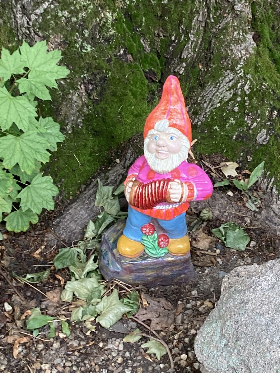 hashishcookbook's tweet image. Thank you to the gnomes, spirits, elves, and machines [and otherwise] that helped me with this project.