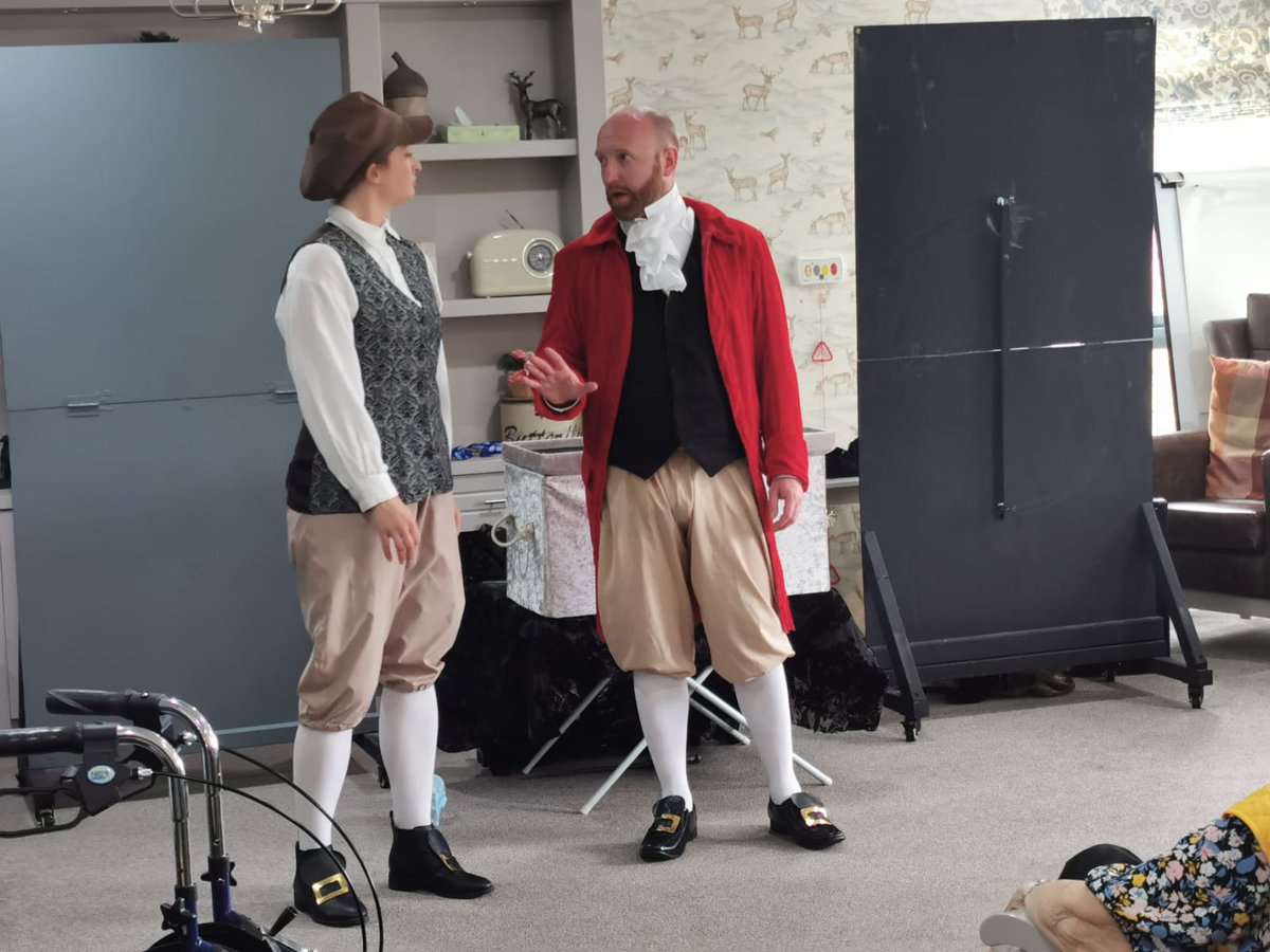 12thNightLite's tweet photo. Gutted to miss Meet the Media today. But delighted to have instead taken @12thNightLite to the residents of #murrayside care home! Fringe should be for everyone so we are doing our best to make that happen visiting more care homes during our run.
#careuk https://t.co/FZVOJY6pu3 https://t.co/ReKKKSlaP2