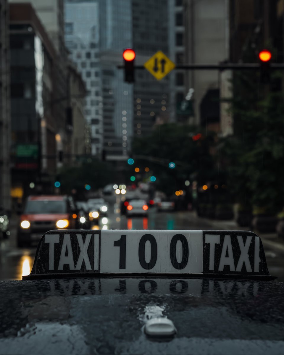 9thperception's tweet photo. #streetphotography https://t.co/5CAjeKGAKh