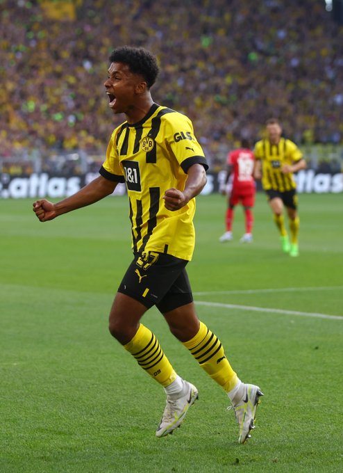 FZfhLErX0AMVqxC?format=jpg&name=small