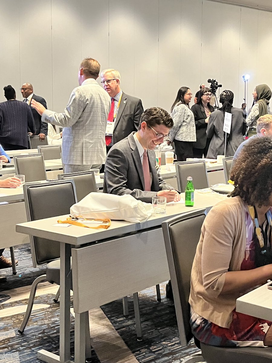 Texas delegate and trademark book author <a href="/nickguinn/">Nick Guinn</a> signing autographs at #YLDassembly