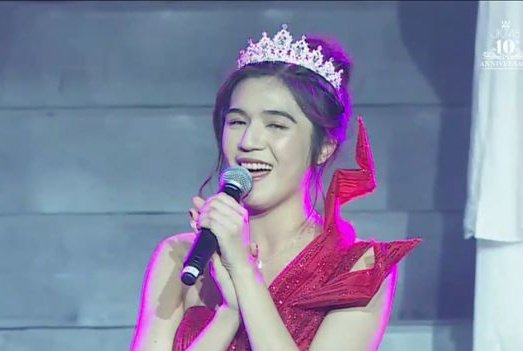 Selamat atas kelulusannya kak <a href="/gabyJKT48/">meng</a> semoga sukses diluar sana dan terimakasih untuk 10 tahunnya. #TerimakasihGaby #JKT4810thAnniversaryConcert