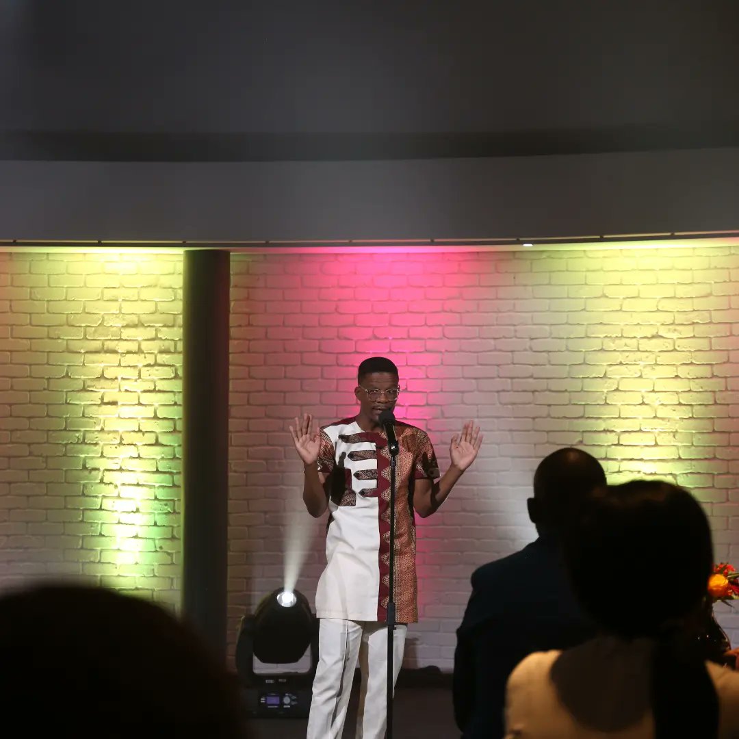 ONEGospel's tweet photo. Has it been a long week? Well we're here to alleviate it with laughter. We hope you enjoy Let There Be Laughter #1GLTBL tonight at 19:00. 😁📺
#onegospel #christiancomedy #saturdaystandup #comedyafrica https://t.co/GUuG2k7q1w