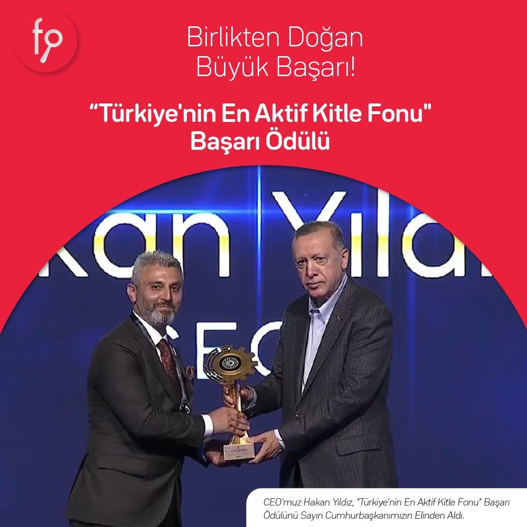 Hakan__Yildiz's tweet photo. Bu ödülü fedakar girişim şirketlerimiz ve ülkemizin geleceğine yatırım yapan kıymetli yatırımcılarımız adına aldım.

Ayrıca tüm fonlanan girişimlerimizin logolarından oluşan tabloyu Cumhurbaşkanımıza sundum. 

Ekosistemimize destekleri için Sayın @varank ‘a çok teşekkür ederim. https://t.co/l93aYO4I6x