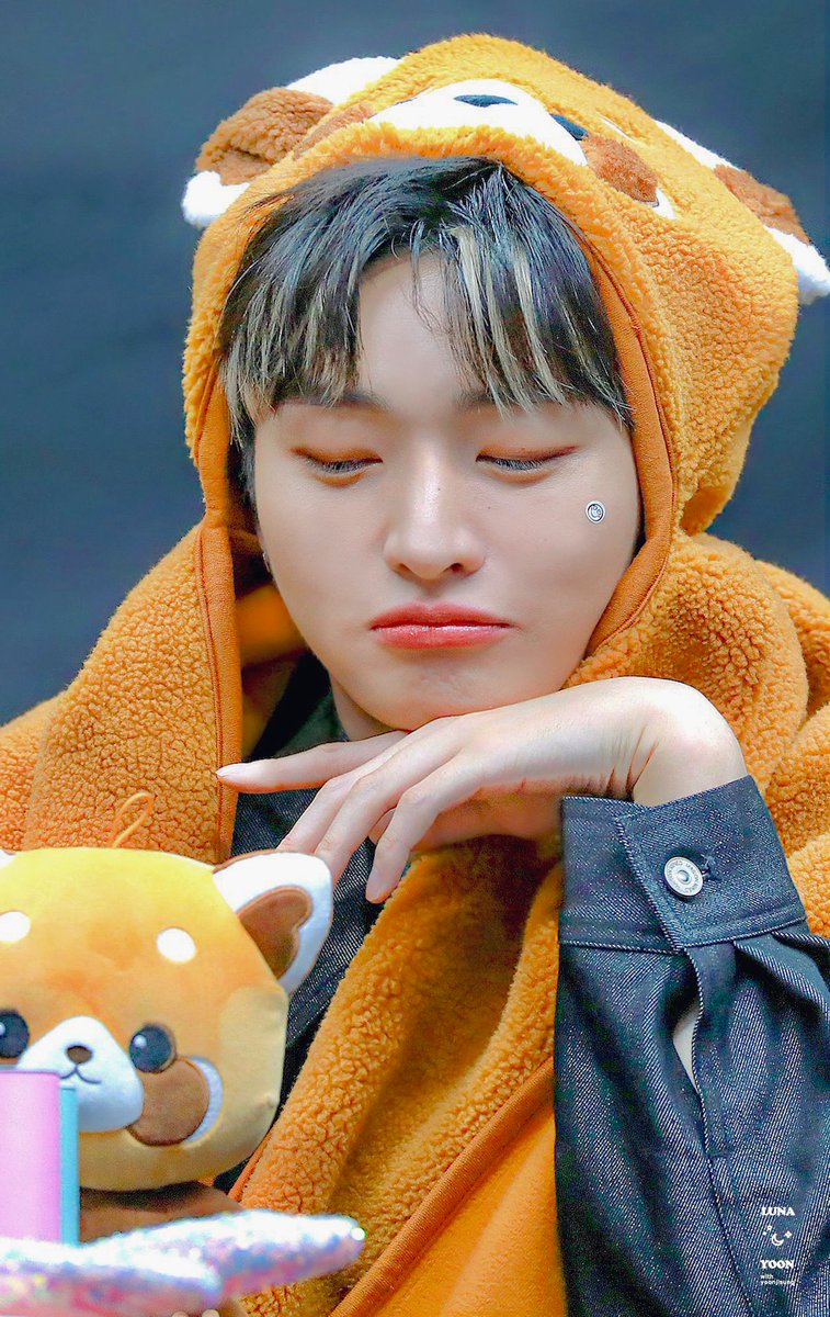 lunayoon_38's tweet photo. [👦🏻]

지성아❤️‍🔥 
우리 오래보자🫶🏻

#윤지성 #YoonJisung https://t.co/ruJp3StZvB