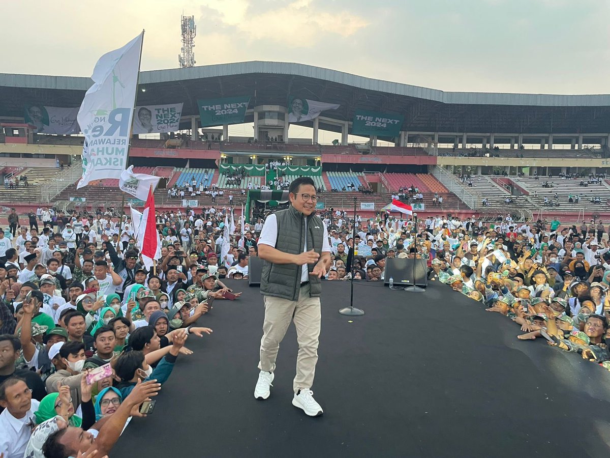 Aku tau semua amanah dan harapan yang kalian titipkan, memang tidak mudah, tapi aku yakin bersama kalian kita akan sampai