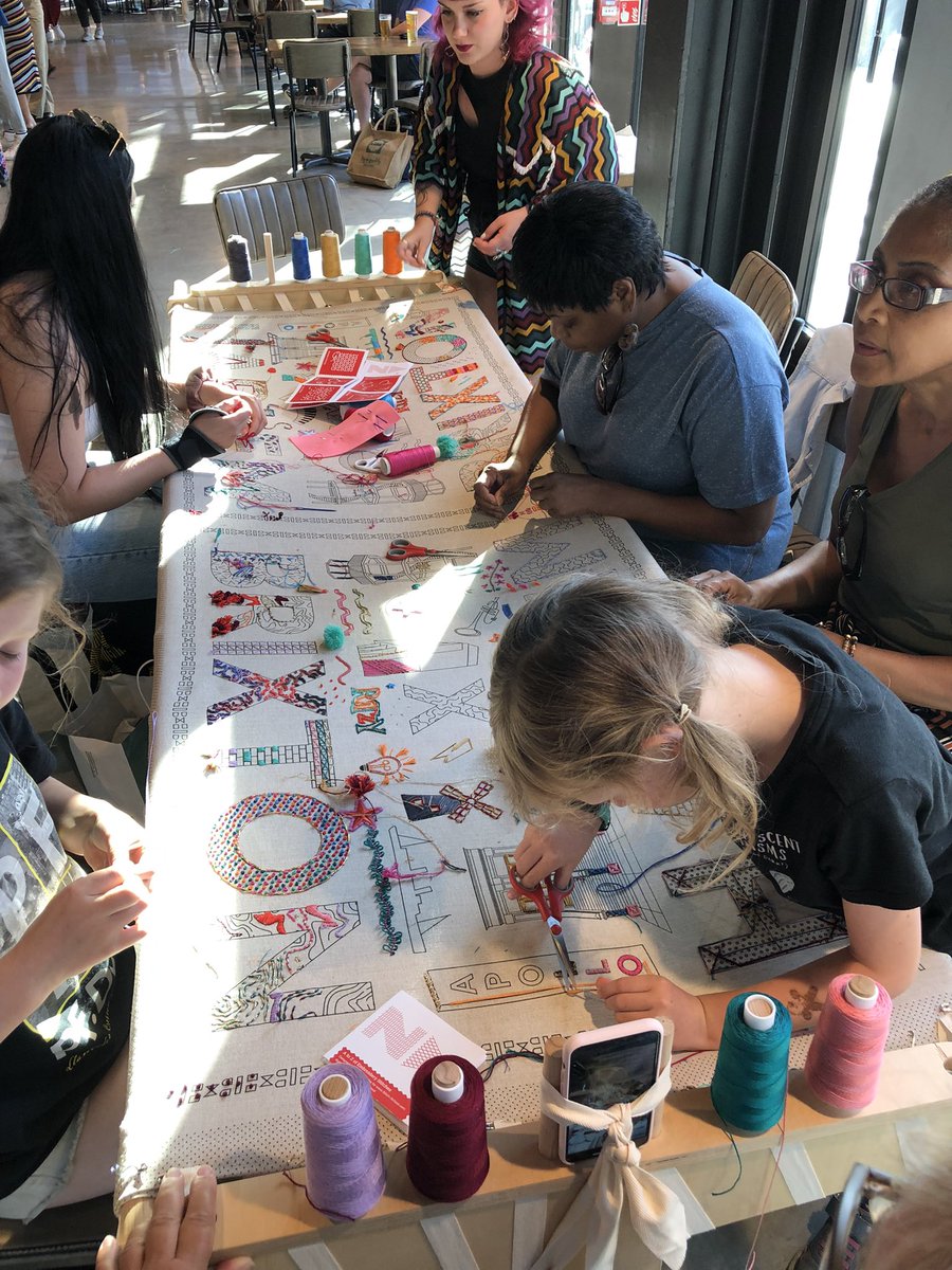 Dr__Back's tweet photo. More summer holiday fun stitching the #BrixtonHarlem banner @BrixtonHouse with Melanie Bowles Stitch School @BrixtonHarlem … and some @BrixtonBrewery refreshment obvs 🪡🧵🍺 https://t.co/gQCBPT64Ml