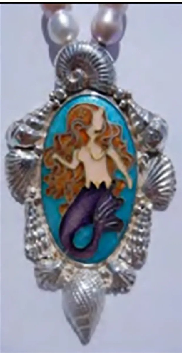 MetalClayToday's tweet photo. Keeping on the enameling theme :) First place in our 2012 Enameled with Enamel challenge was this piece by Sondra Hissig.
 #MCT #MetalClayToday #metalclay #handmade #artclay #PMC #jewelryartist #silverjewelry #narrativejewelry #enameling #enamel #TES #conference #Alchemy6 https://t.co/c8sJa1RnI5