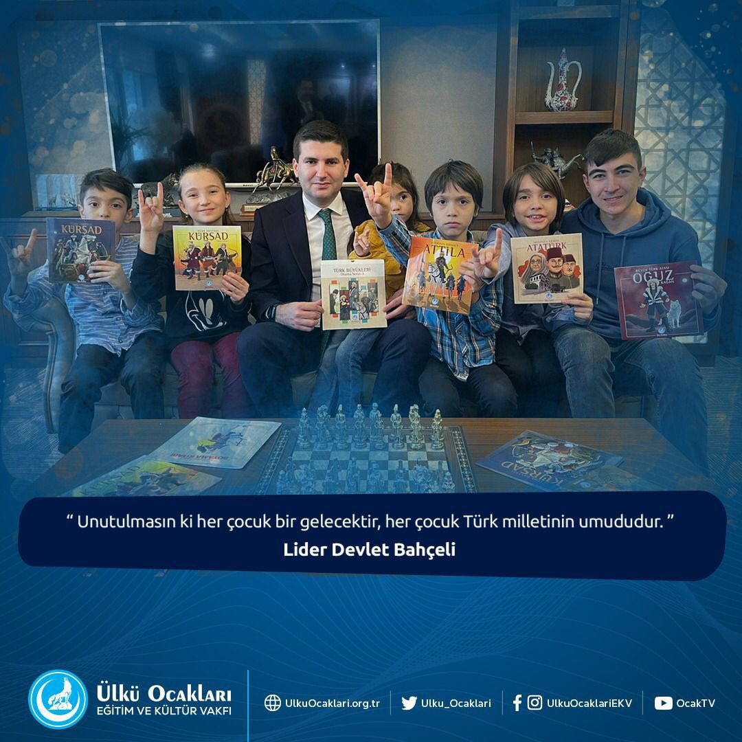 Sevgili Çocuklar;

Ülkü Ocakları Türk Büyükleri Okuma Serisi 1 ve 2'yi internet sitemiz üzerinden, 3'ü ise il-ilçe Ocaklarımızdan temin edebilir, tarihimize yolculuk yaparken hem eğlenebilir hem de tatil boyunca sözel becerileri ve görsel zekayı geliştirebilirsiniz.📚🇹🇷