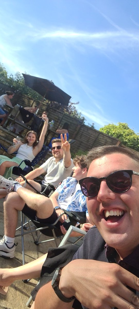 spackmando's tweet photo. Lads and ladies https://t.co/01o71WlGHX