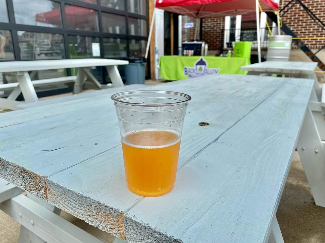 Our patio is open! Stop by today until 9 p.m. and let us pour you a pint 🍻 

#nowpouring #brewlocal #drinklocal #dormont #pittsburgh #412 #craftbeer #craftbeerpgh #cheers
