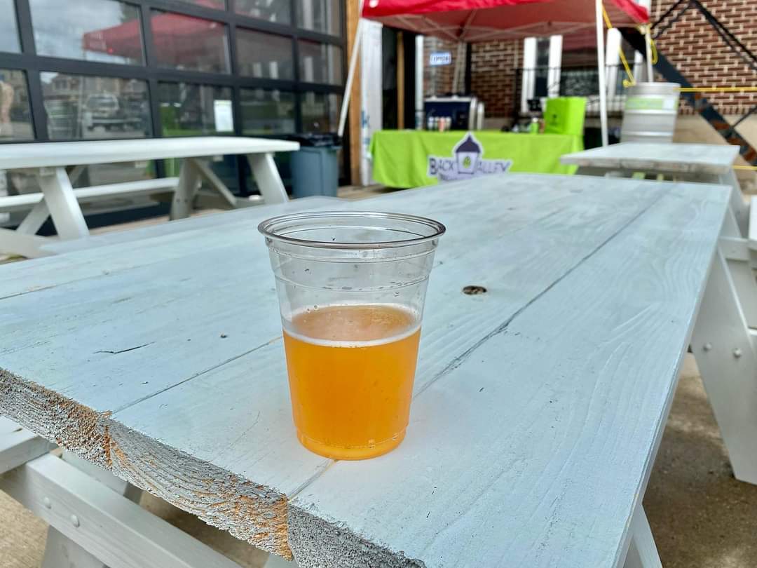 BackAlleyBrewCo's tweet photo. Our patio is open! Stop by today until 9 p.m. and let us pour you a pint 🍻 

#nowpouring #brewlocal #drinklocal #dormont #pittsburgh #412 #craftbeer #craftbeerpgh #cheers https://t.co/d0hen5Ay8Y