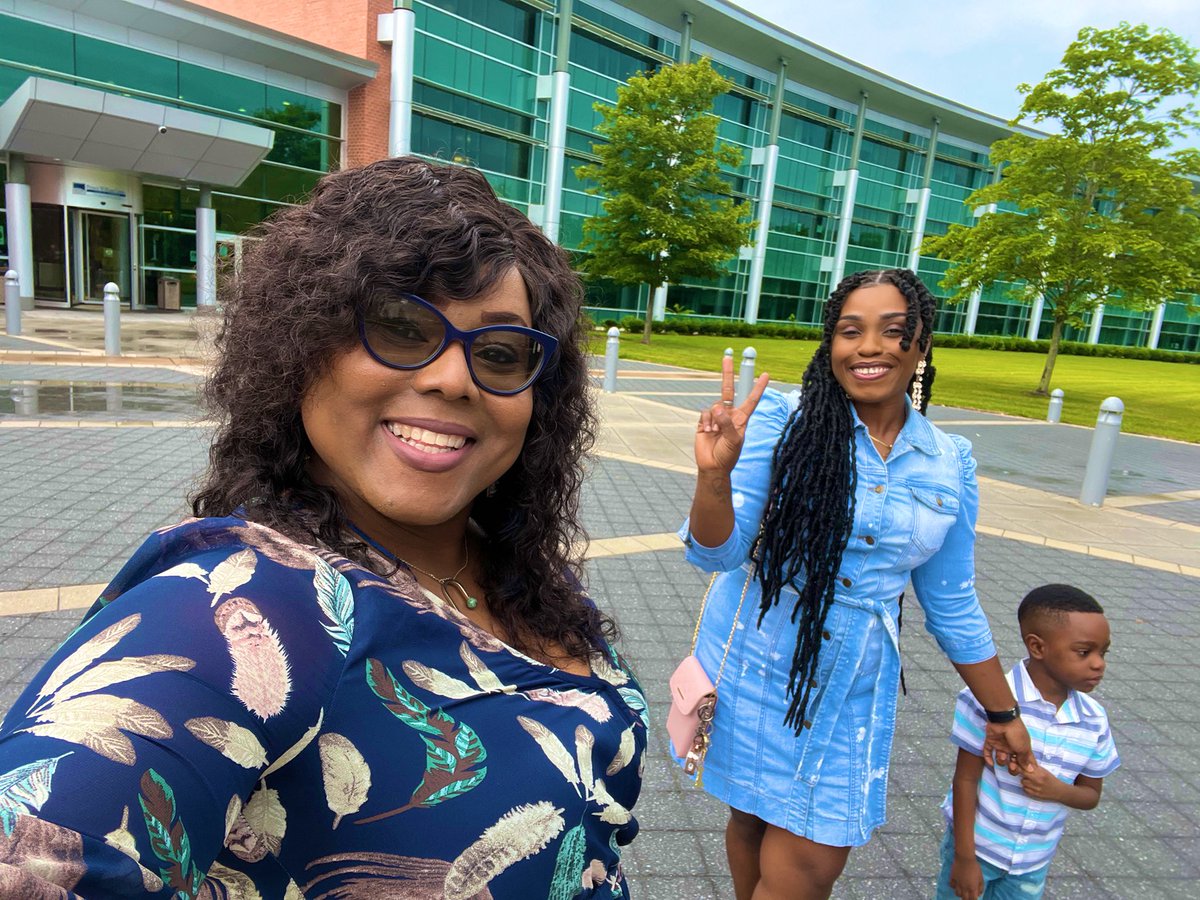 Shamruss876's tweet photo. Making Connections 🫂🫂🫂 Thanks for the welcome @PWCSNews @FrancisMaxfield @BristolJovica @MsBreakenridge @ms_shantel 🇯🇲🇹🇹 https://t.co/jqgU8gHIWl