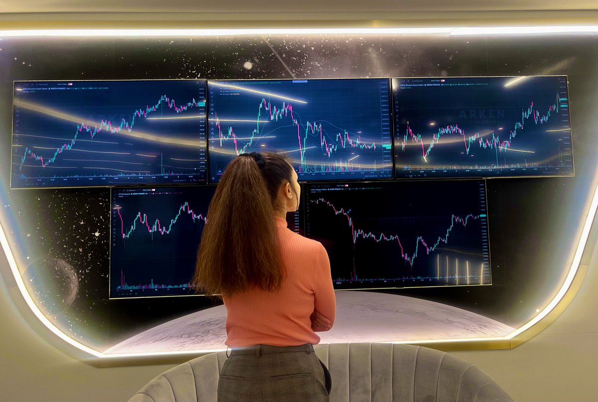 thailandized's tweet photo. I found a coffee shop in Thailand that actually has live charts of #bitcoin #ethereum and other cryptos. #awesome https://t.co/oMeE9M7CyA