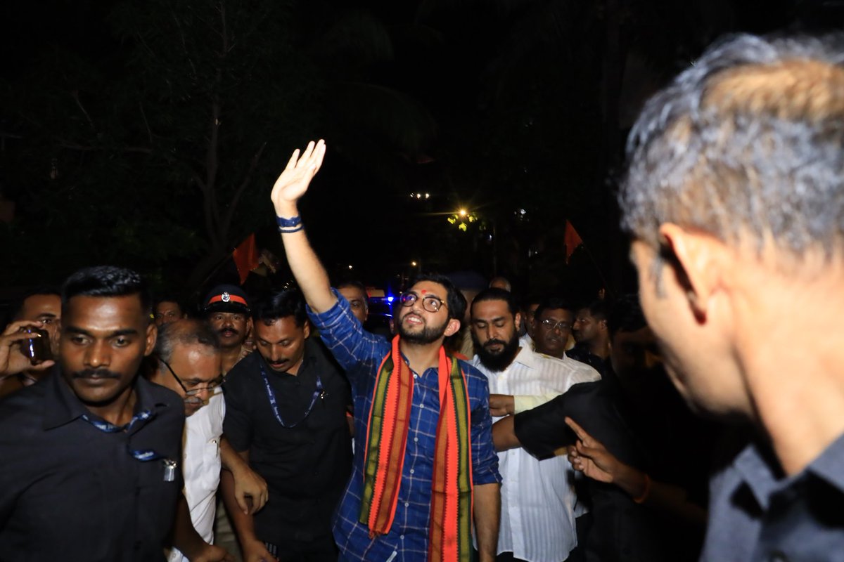 AUThackeray's tweet photo. माहीम येथील बृहन्मुंबई महानगरपालिकेच्या सुशोभीकरण करण्यात आलेल्या जॉगिंग ट्रॅकचे उद्घाटन केले. https://t.co/08oedbh9iL