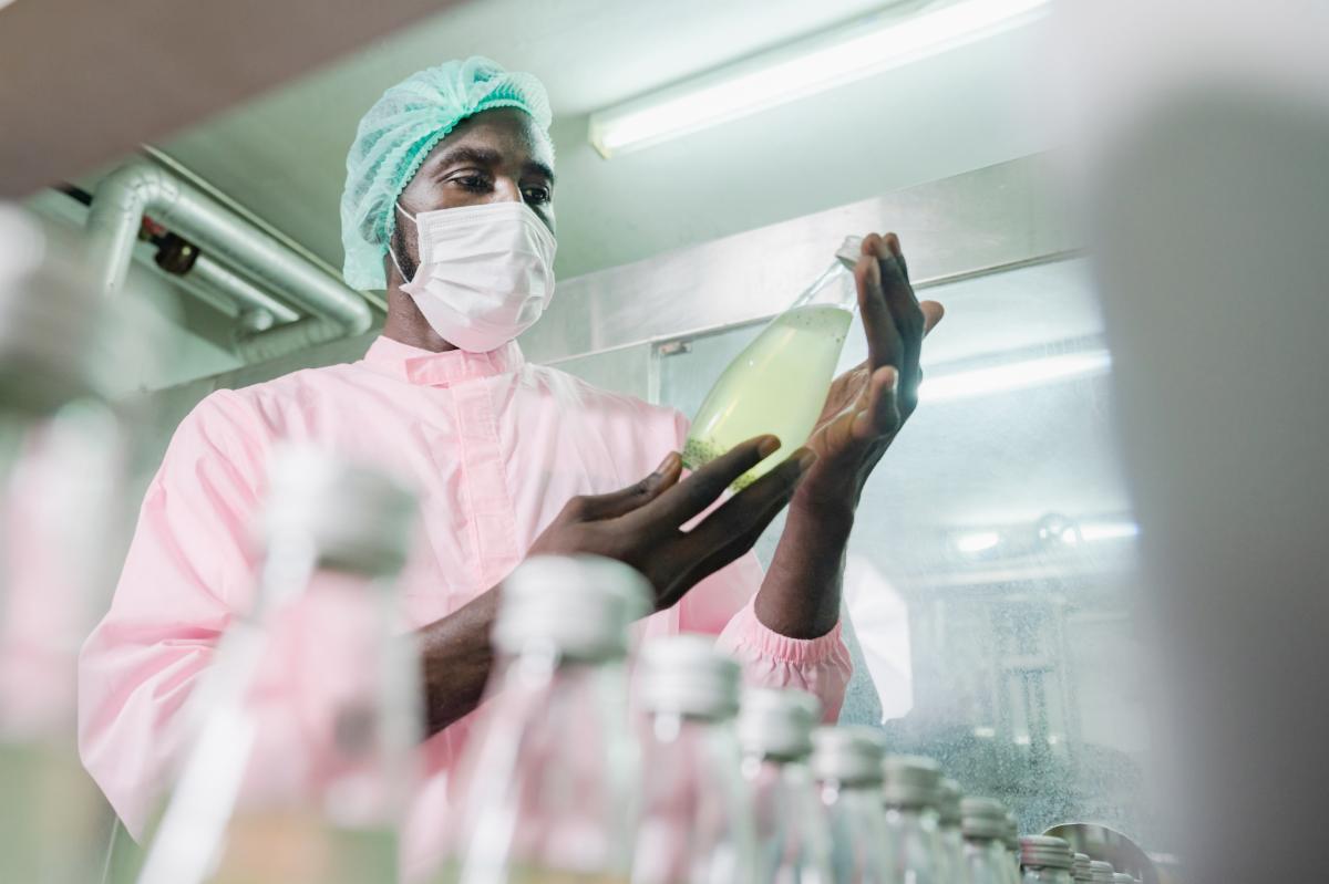 NCSUFoodSafety's tweet photo. 5-Day Intensive Audit Training Course
August 8 through 12, 2022
8:30 to 4:30 daily
NC State University Campus
Schaub Hall
Click the link below to enroll!
https://t.co/awWzKRvFW4
#foodsafetyaudit #ncstate #foodsafety #foodandbeverageprocessors #foodsafetycourses https://t.co/09JYXHIE0G