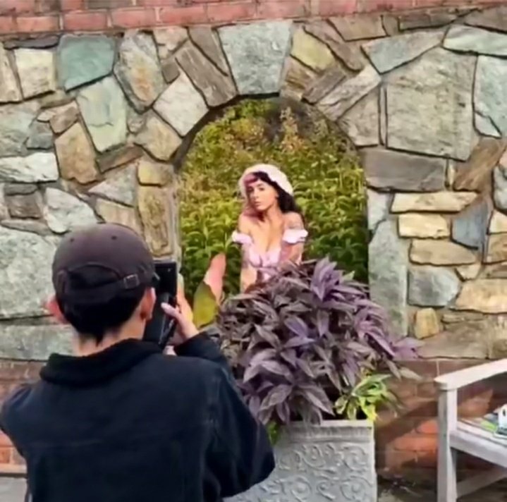 Melanie Martinez can be beautiful even in 144p.