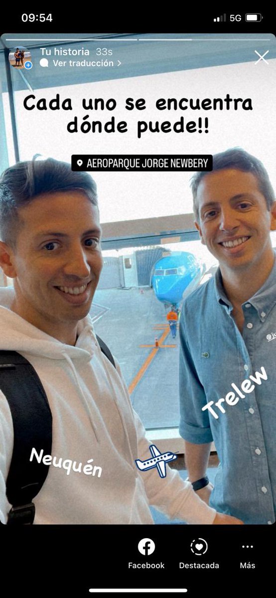 Twins meeting at the airport! ✈️
I was going to proctor a Neo2 case at Trelew 🫀
He was going to give a course about Cardiovasc anesthesia at Neuquén!💉 
Next one at the tennis court like the old days 🎾