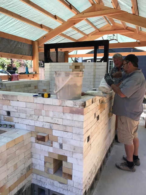 First Saturday Art walk in Langley today. Stop in at 914 Third street (up town) and get a tour. Ted Neal from Ball State University is our kiln builder and we are so lucky to have him. #kilnbuilding #cookonclay #Whidbeyisland #Langleyartwalk