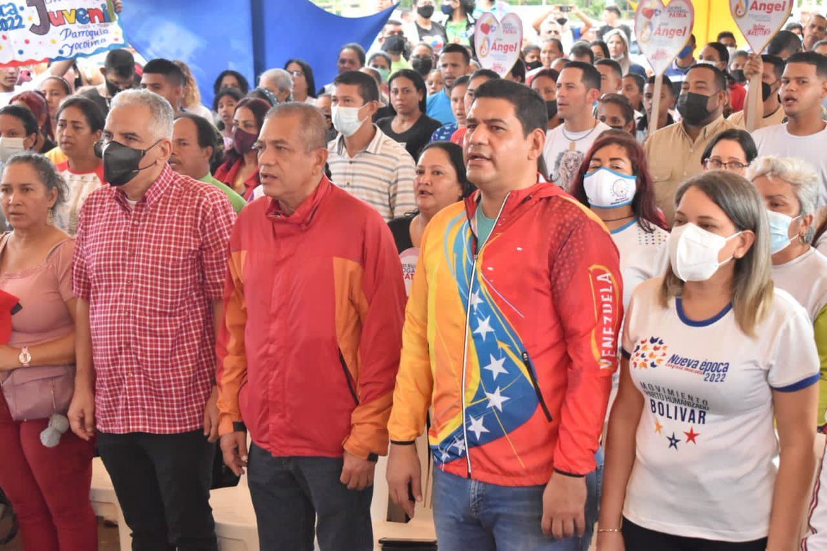 amarcanopsuv's tweet photo. Que viva SAN FÉLIX !!! Estaremos desplegados en todo el estado Bolívar cumpliendo la orden de @NicolasMaduro organizando el Poder Popular y construyendo la Nueva Mayoría en esta Nueva Época !!! https://t.co/rqWeWuxE0C