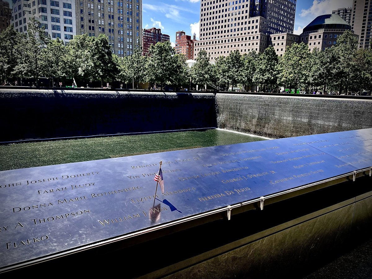JoshLynn2020's tweet photo. Never forget! https://t.co/CRG262mDWq