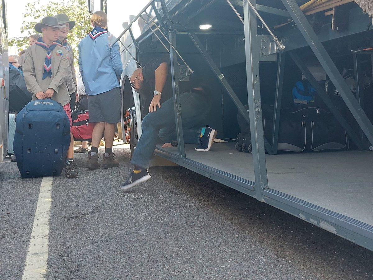 HampshireScouts's tweet photo. And we're off. 

Over a hundred @Scouts from across #Hampshire on their way to @KISC #Switzerland for the adventure of a lifetime. Kandersteg we're coming for you! We can't wait! https://t.co/0Rb8ULTAu3