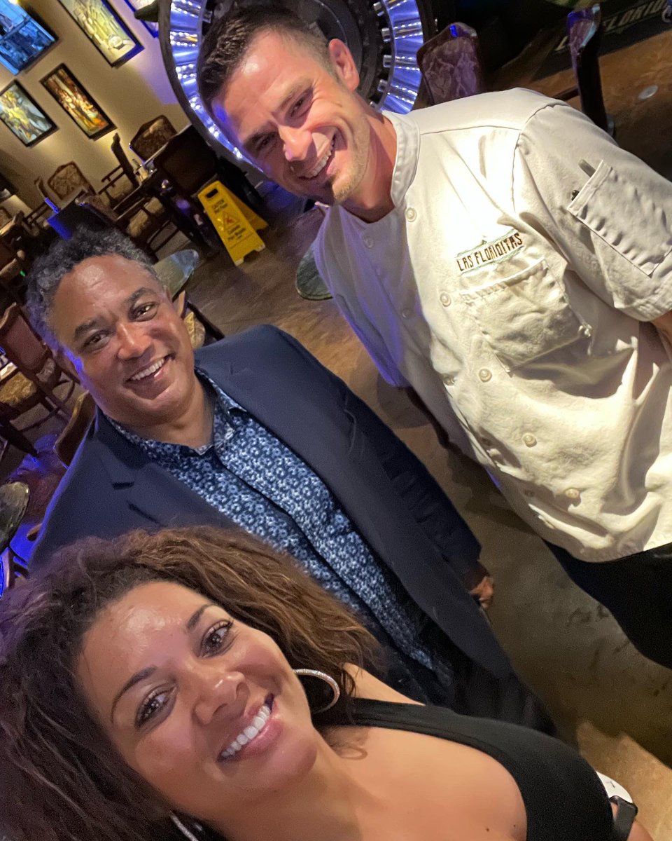 Our anniversary fun included opening night of “Escape to Margaritaville” &amp; our 🌟🎭Brik on stage➡️ to dinner &amp; surprise dessert at #LasFloritas! We highly recommend this classy spot, menu, dance floor &amp; 
excellent customer service!Know the password &amp; always ask for Ray! (3/3)