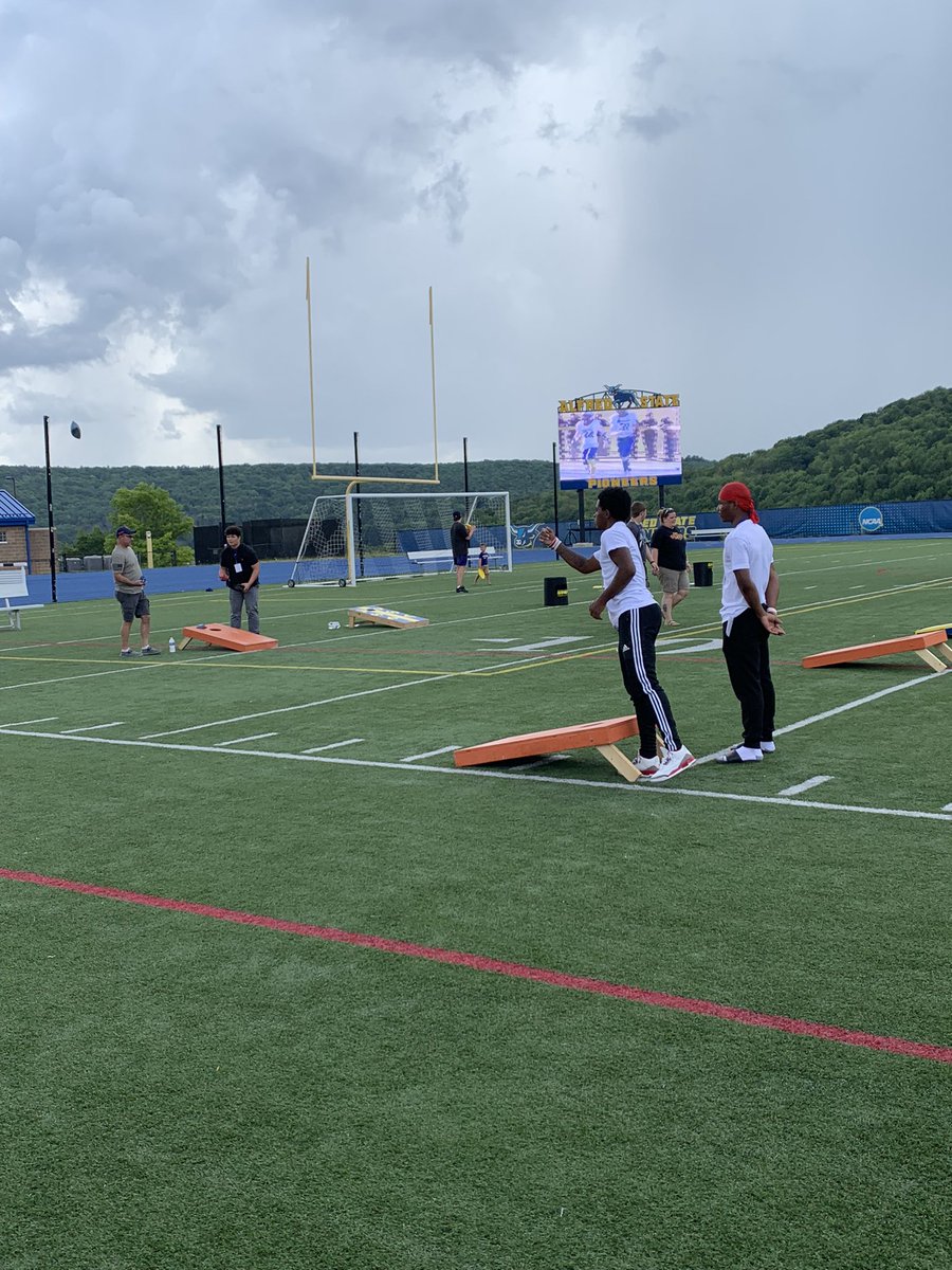 We had a great time hosting recruits yesterday, the future is bright! #TopOfTheMountain