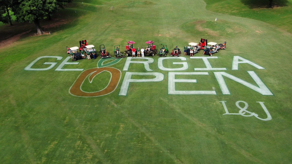 GeorgiaPGA's tweet photo. What a crew! Very appreciative of the @JenningsMillCC Turf Care Team! Phenomenal course conditions this week for the L&amp;J Golf #GeorgiaOpen! https://t.co/EWtCLAeJEJ