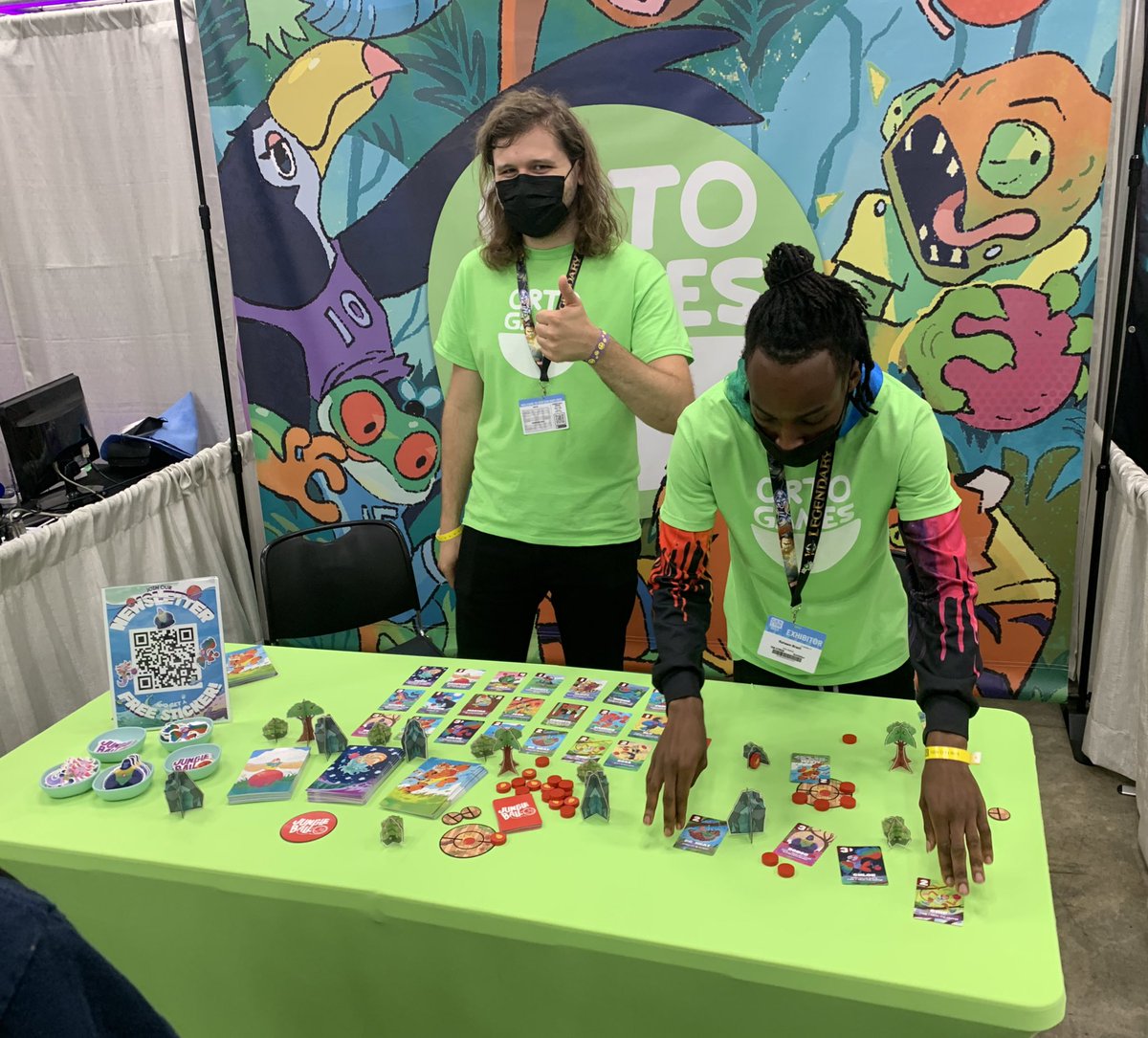 SuperBentendo's tweet photo. One of the coolest games I tried at #GenCon in terms of both art and gameplay was Jungleball by @ortogames. It’s dodgeball with an animal twist! Bummed I missed the Kickstarter, but I will be picking it up ASAP. https://t.co/idpLYPl7IO https://t.co/yfDZEaJOBW