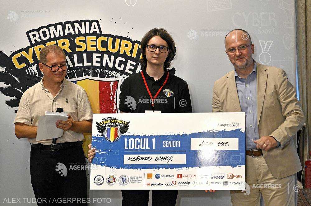agerpres's tweet photo. #RoCSC22: 20 concurenţi vor participa în bootcampul de pregătire pentru campionatul european de securitate cibernetică https://t.co/gUoUVrpDwD https://t.co/eNJPmbFYv1