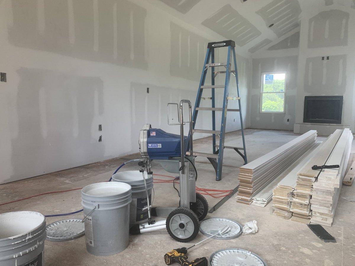 joshglover0's tweet photo. Polishing up my paint skills ⁦@TifDan14⁩ https://t.co/Qj7fbNVI3l
