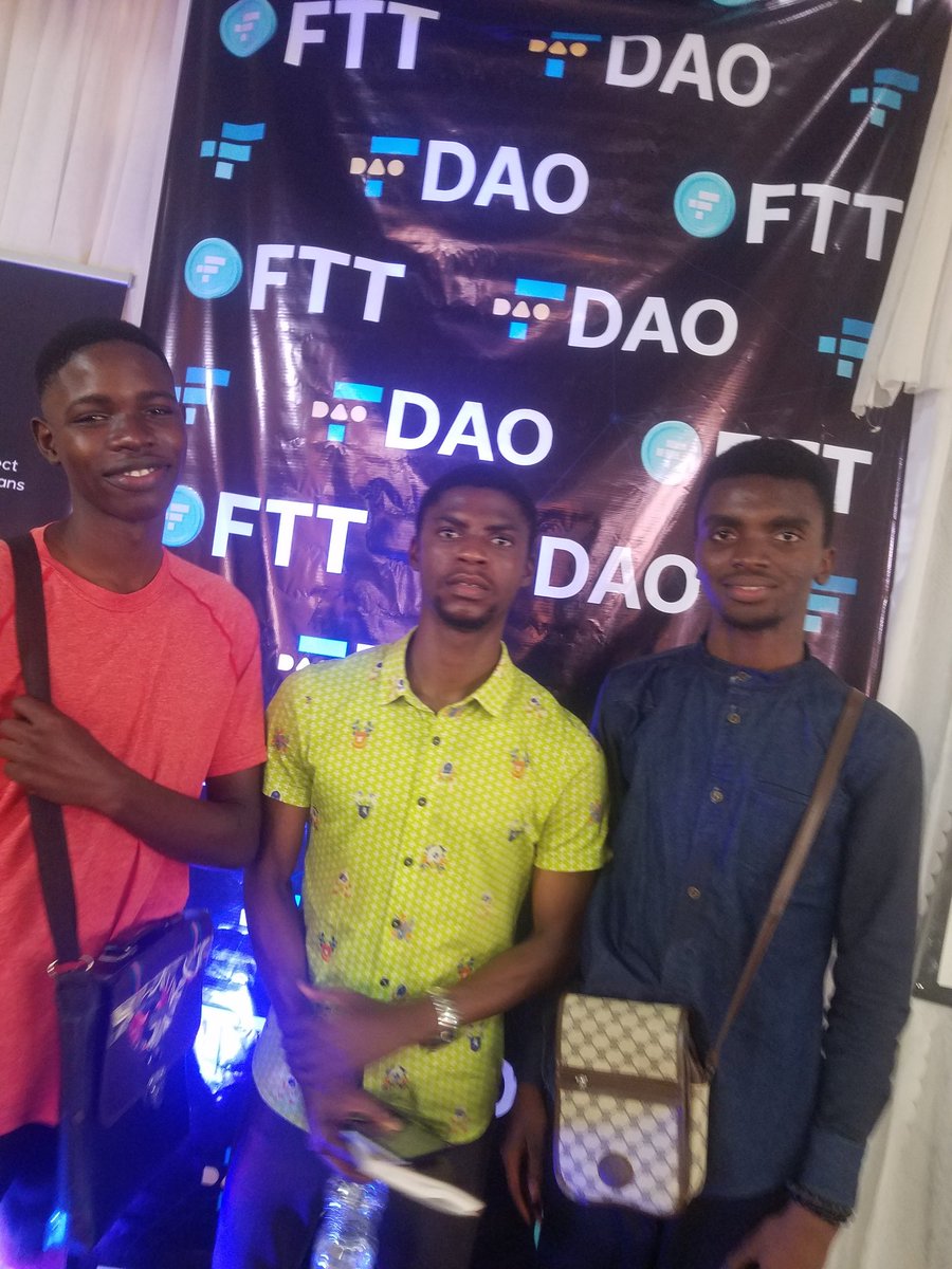 FavourAbidoye's tweet photo. Thanks @fttdao for putting up this amazing event in which values shared was enough in transitioning a noob to the next phase in adopting web 3..Decentralization brought about by the blockchain technology & how it influences the future of web explained π―
#fttdaoliveibadan #lpihub https://t.co/PXmuuuC1uN