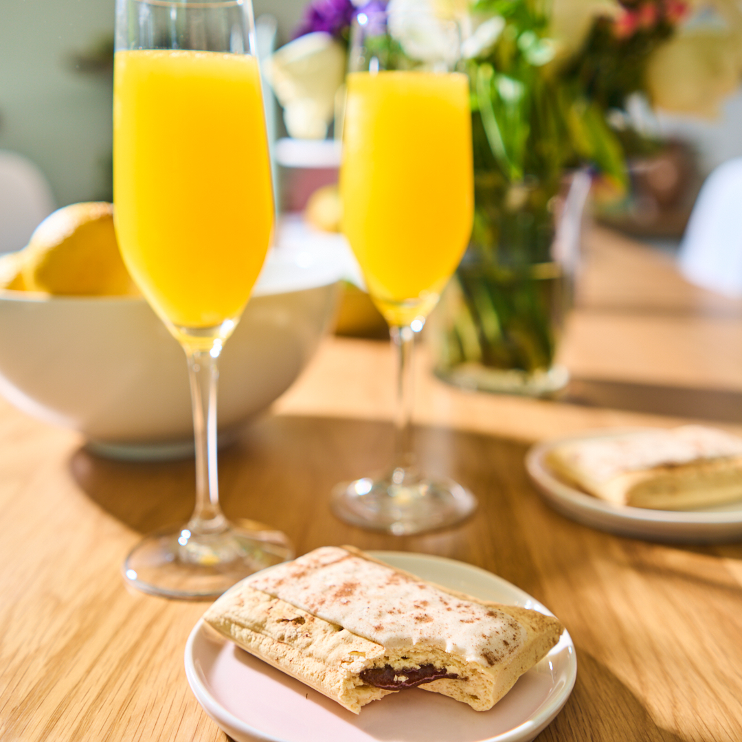 LegendaryFoods1's tweet photo. If your brunch doesn’t start with 20g of protein…are you really even brunching? 😜😜
#TastyPastry has 20g protein, <1g sugar, 5g net carbs and gluten free. 😱 #TellAFriend 👇🏼👇🏼
#EatLegendary #BetterThanAProteinBar #LegendaryFoods https://t.co/1i7mFzFK1F