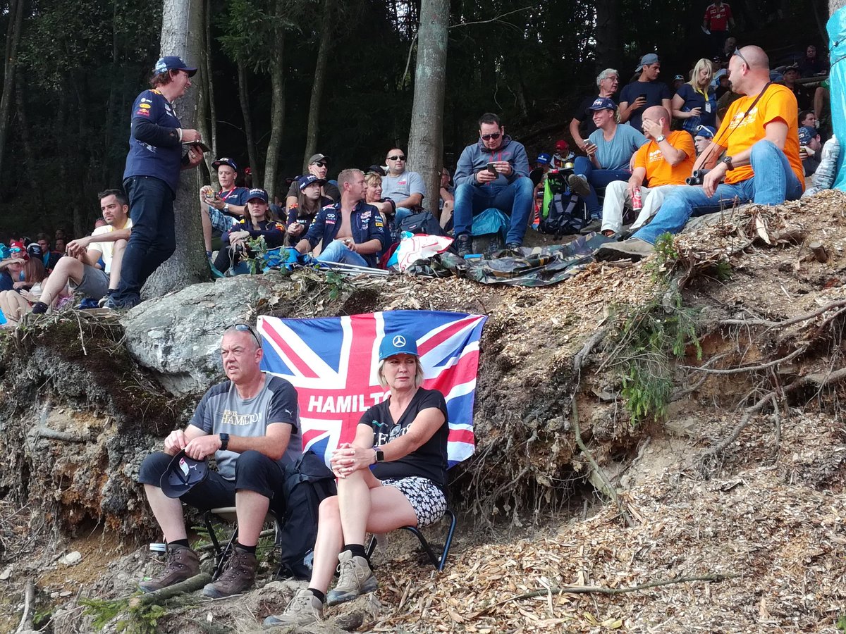 🔙 Spa Francorchamps'da Lewis Hamilton tribünü