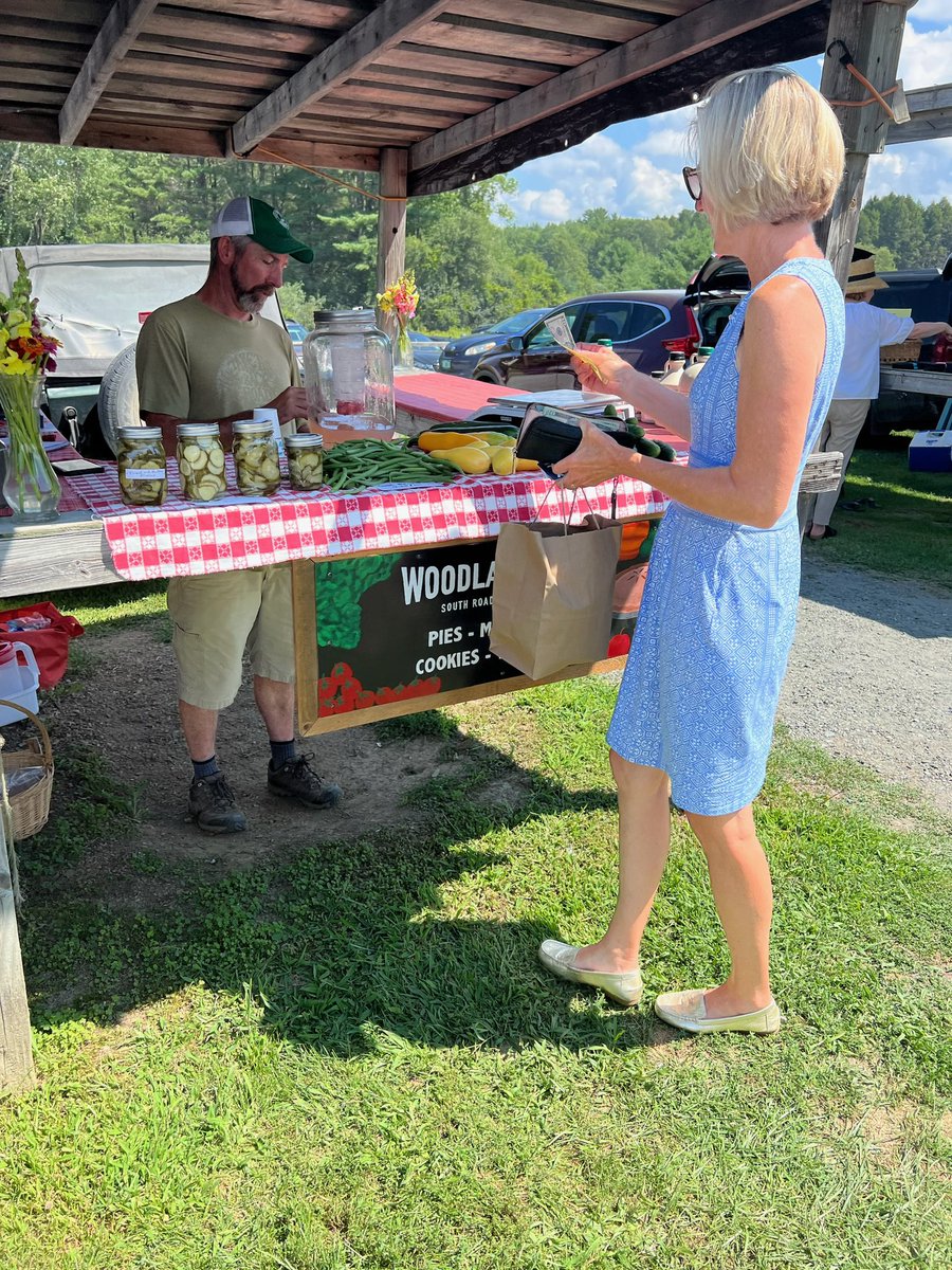 kittyforvt's tweet photo. This morning, I visited the farmers markets in Brattleboro and Norwich! I love these settings because they represent so much of VT’s finest, from cheeses, vegetables, and crafts to so much more. The best part, of course, is the great sense of community! #vtpoli https://t.co/Sw6Dxwsd5v