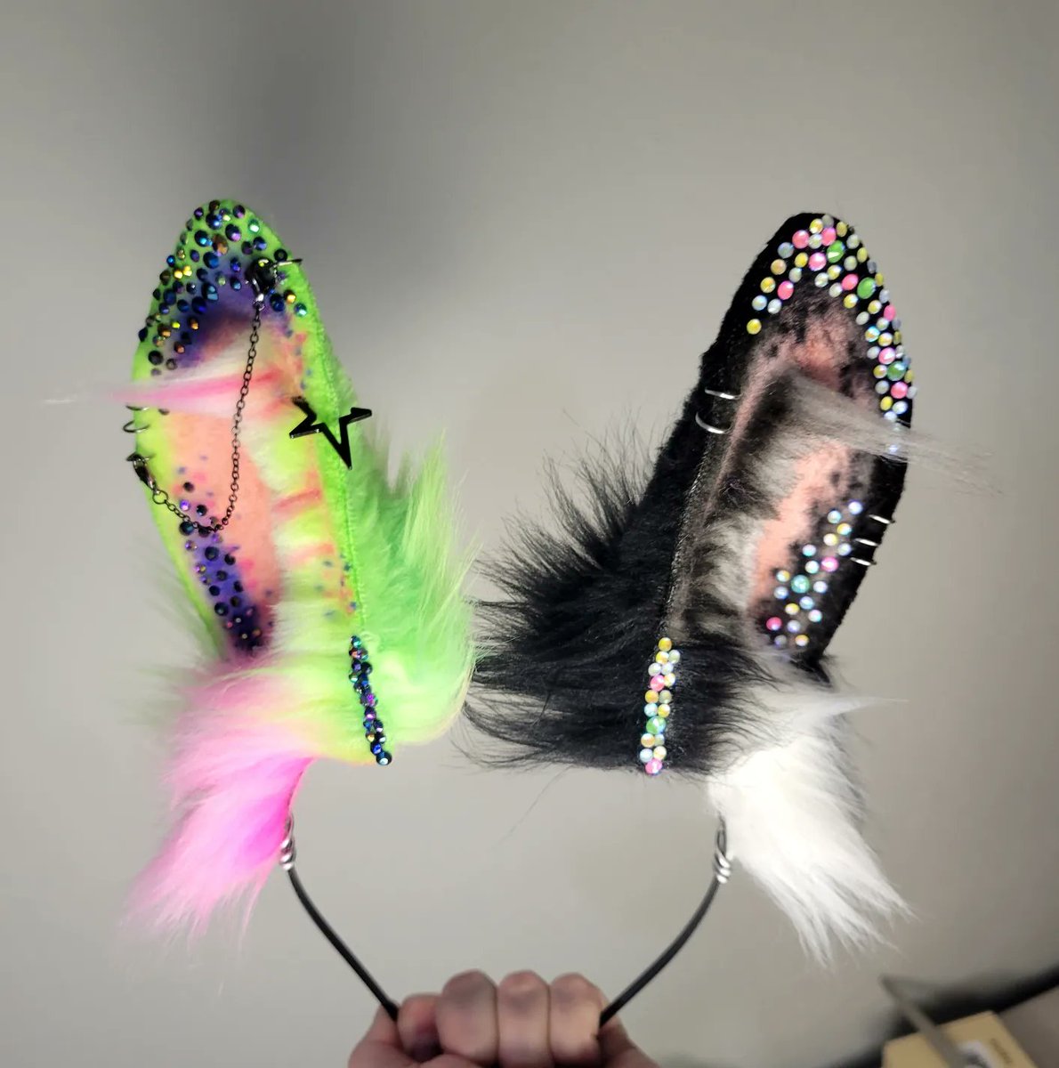 vixxensvault's tweet photo. [NOT FOR SALE] 
shape - hoppy

#animalears #kemonomimiears #cosplayears #wearableears #OOAKears #smallbusiness #kitears #foxears #kemonomimi #petplay https://t.co/LlQExYJPZI