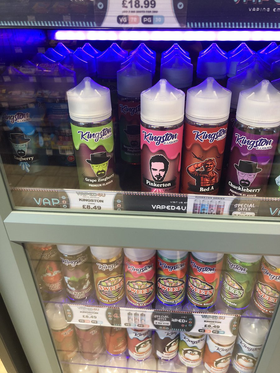 billywarlockk's tweet photo. ayo mr white hand me that vape bitch https://t.co/r9dVn75qRN
