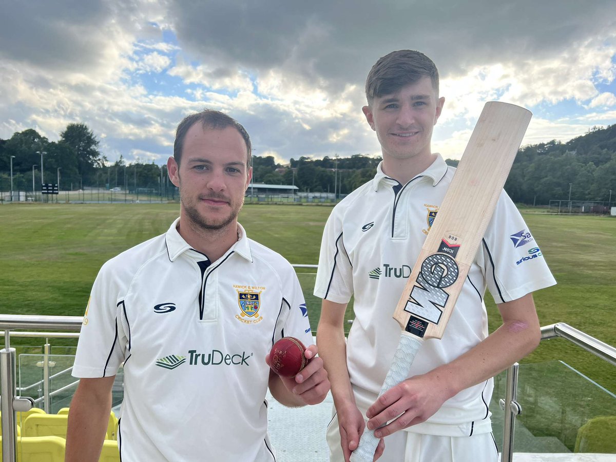 🏏| RESULT

Hawick 193-4 after 40 overs.
E Alexander 116 D Solley 39

Edinburgh CC 76 all out.
M Tait 5-24

HAWICK WIN BY 117 RUNS

Hawick with another thumping win. Pictured are Morgan Tait after taking his first 5 wicket haul and Evan Alexander who scored a century.